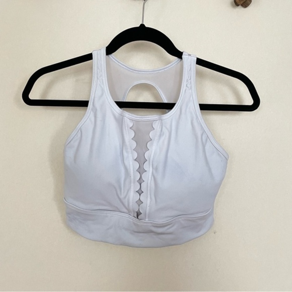 Calia Carrie Underwood Medium Support Scalloped Sports Bra M